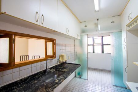 Apartamento à venda com 80m², 3 quartos e 1 vagaCozinha