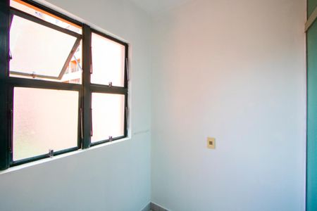 Apartamento à venda com 80m², 3 quartos e 1 vagaÁrea de serviço