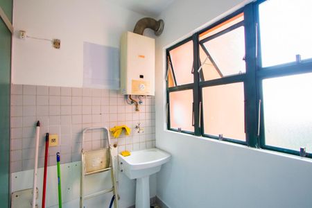 Apartamento à venda com 80m², 3 quartos e 1 vagaÁrea de serviço