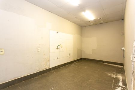Casa à venda com 350m², 2 quartos e sem vagaSalão