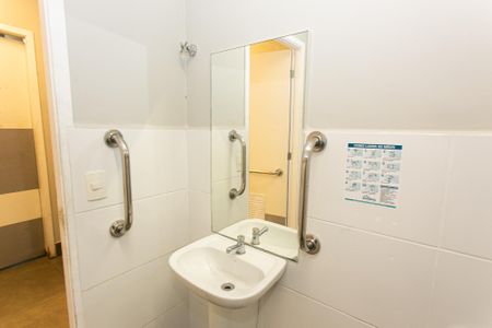 Casa à venda com 350m², 2 quartos e sem vagaLavabo do Salão