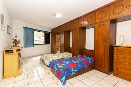 Casa à venda com 350m², 2 quartos e sem vagaQuarto 1