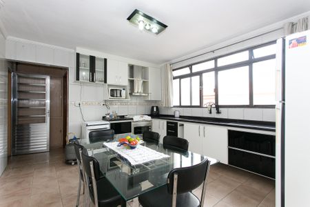 Casa à venda com 350m², 2 quartos e sem vagaCozinha