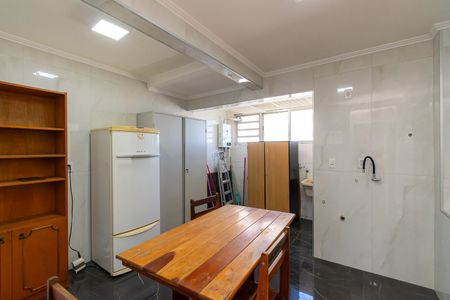 Apartamento à venda com 70m², 2 quartos e 2 vagasCozinha