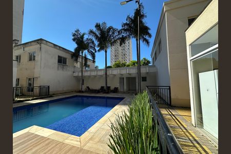 Apartamento para alugar com 51m², 2 quartos e 1 vaga Apartamento para alugar com 51m², 2 quartos e 1 vagaÁrea comum - Piscina