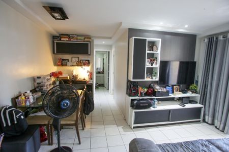 Apartamento à venda com 55m², 2 quartos e 1 vagaSala