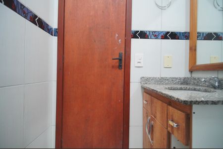 Casa à venda com 80m², 2 quartos e 1 vagaBanheiro 2