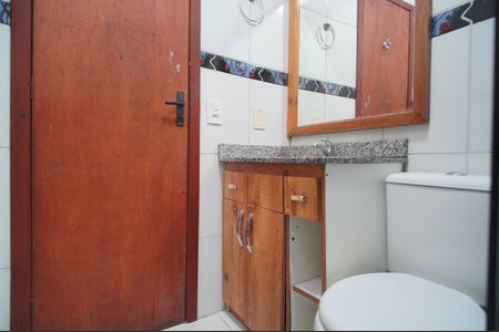 Casa à venda com 80m², 2 quartos e 1 vagaBanheiro 2