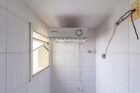 Apartamento para alugar com 81m², 3 quartos e 2 vagasDetalhe Banheiro - Área de Serviço