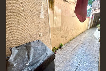 Casa à venda com 260m², 3 quartos e 2 vagasQuintal