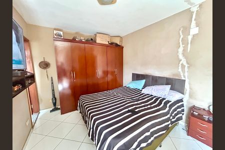 Casa à venda com 260m², 3 quartos e 2 vagasQuarto Suíte