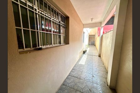 Casa à venda com 260m², 3 quartos e 2 vagasQuintal 