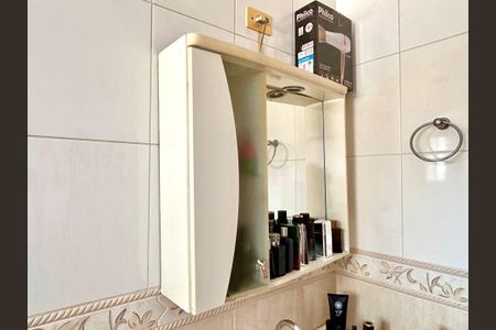 Casa à venda com 260m², 3 quartos e 2 vagasBanheiro da Suíte