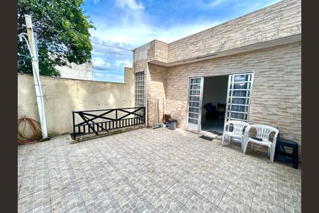 Casa à venda com 260m², 3 quartos e 2 vagasVaranda da Sala