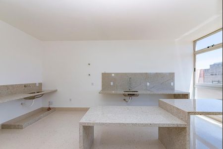 Cozinha de apartamento para alugar com 1 quarto, 64m² em Funcionários, Belo Horizonte