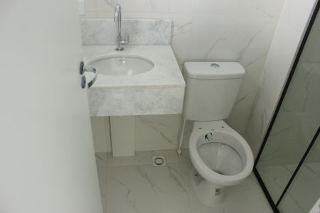 Apartamento para alugar com 52m², 2 quartos e sem vagaBanheiro da Suíte 