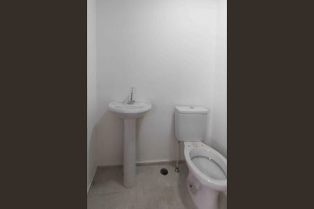 Apartamento para alugar com 41m², 2 quartos e sem vagaBanheiro