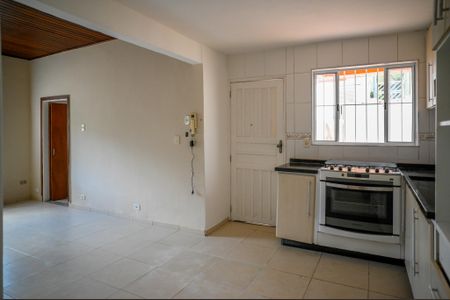 Casa para alugar com 80m², 2 quartos e sem vaga Casa para alugar com 80m², 2 quartos e sem vagaCozinha