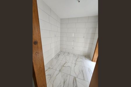 Cozinha de apartamento à venda com 2 quartos, 64m² em Rubem Berta, Porto Alegre