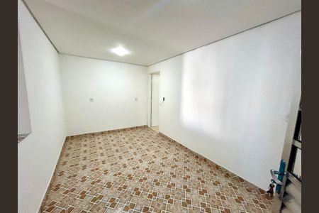 Sala de casa para alugar com 2 quartos, 60m² em Jardim Brasil, Guarulhos