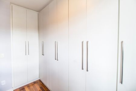 Apartamento à venda com 92m², 2 quartos e 2 vagasQuarto 2