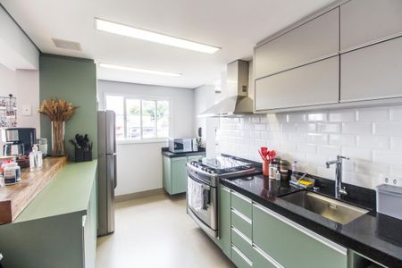 Apartamento à venda com 92m², 2 quartos e 2 vagasCozinha