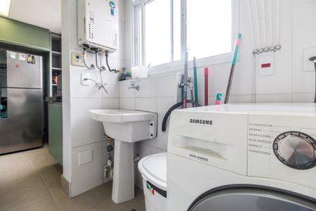 Apartamento à venda com 92m², 2 quartos e 2 vagasÁrea de Serviço