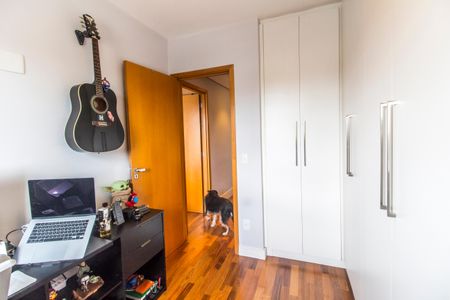 Apartamento à venda com 92m², 2 quartos e 2 vagasQuarto 2