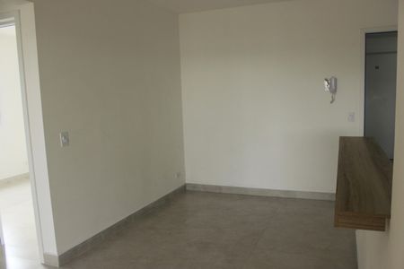 Sala  de apartamento para alugar com 2 quartos, 52m² em Parque Jurema, Guarulhos