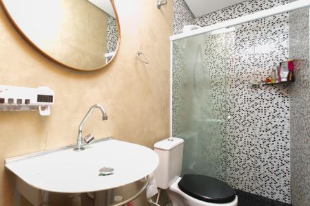 Casa à venda com 82m², 3 quartos e 1 vaga Casa à venda com 82m², 3 quartos e 1 vagaBanheiro