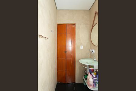 Casa à venda com 82m², 3 quartos e 1 vaga Casa à venda com 82m², 3 quartos e 1 vagaBanheiro