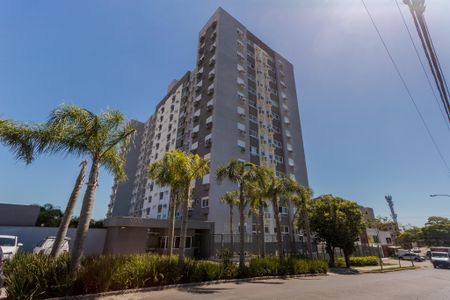 Fachada de apartamento para alugar com 3 quartos, 66m² em Jardim Lindóia, Porto Alegre