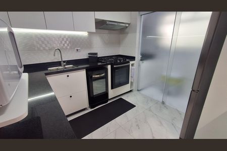 Apartamento à venda com 56m², 2 quartos e 1 vaga Apartamento à venda com 56m², 2 quartos e 1 vagaCozinha