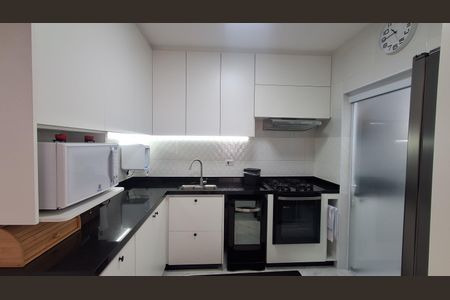 Apartamento à venda com 56m², 2 quartos e 1 vaga Apartamento à venda com 56m², 2 quartos e 1 vagaCozinha