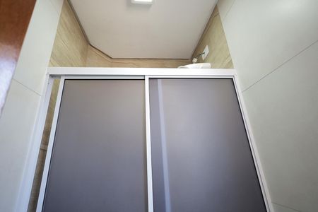 Casa à venda com 117m², 2 quartos e 2 vagas Casa à venda com 117m², 2 quartos e 2 vagasBanheiro Suíte