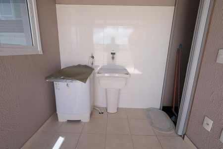 Casa à venda com 117m², 2 quartos e 2 vagas Casa à venda com 117m², 2 quartos e 2 vagasCobertura