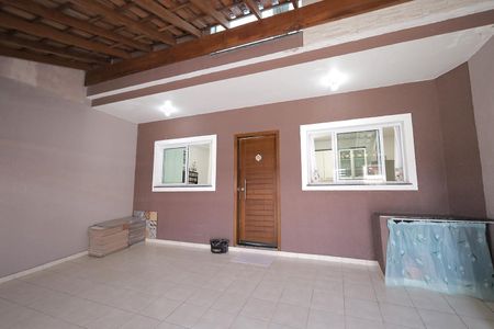 Casa à venda com 117m², 2 quartos e 2 vagas Casa à venda com 117m², 2 quartos e 2 vagasGaragem