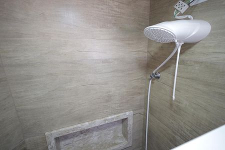 Casa à venda com 117m², 2 quartos e 2 vagas Casa à venda com 117m², 2 quartos e 2 vagasBanheiro Suíte