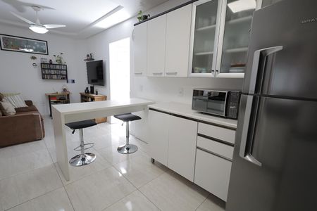 Cozinha de casa à venda com 2 quartos, 117m² em Vila Camilópolis, Santo André