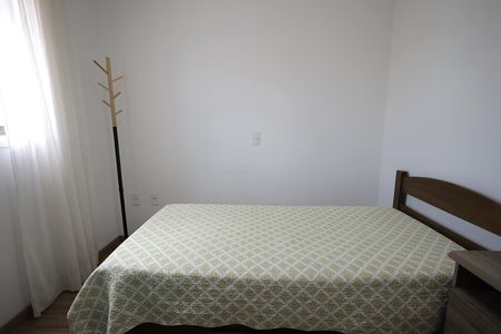 Casa à venda com 117m², 2 quartos e 2 vagas Casa à venda com 117m², 2 quartos e 2 vagasQuarto 2