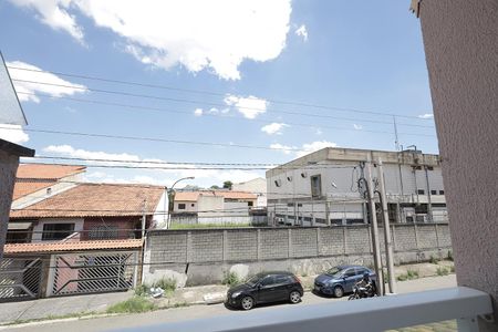 Casa à venda com 117m², 2 quartos e 2 vagas Casa à venda com 117m², 2 quartos e 2 vagasVista da Sacada