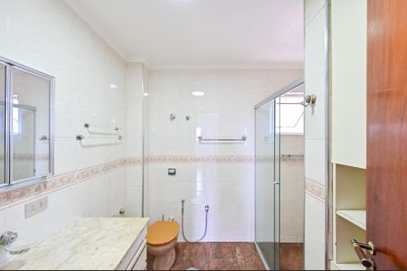 Apartamento para alugar com 110m², 3 quartos e 1 vaga Apartamento para alugar com 110m², 3 quartos e 1 vagaBanheiro Social
