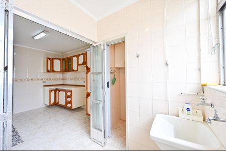 Apartamento para alugar com 110m², 3 quartos e 1 vaga Apartamento para alugar com 110m², 3 quartos e 1 vagaLavanderia