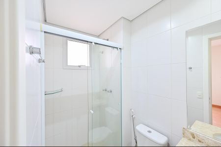 Apartamento para alugar com 70m², 2 quartos e 2 vagasBanheiro da Suíte