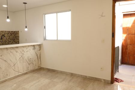 Sala de casa para alugar com 1 quarto, 33m² em Vila Celeste, São Paulo