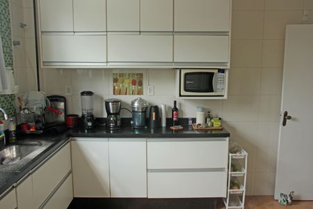 Apartamento para alugar com 131m², 3 quartos e 1 vagaCozinha