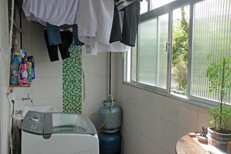 Apartamento para alugar com 131m², 3 quartos e 1 vagaÁrea de Serviço