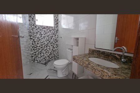 Casa à venda com 180m², 3 quartos e 3 vagasBanheiro 2