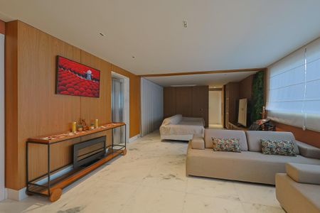 Apartamento à venda com 375m², 5 quartos e 4 vagasSala 2