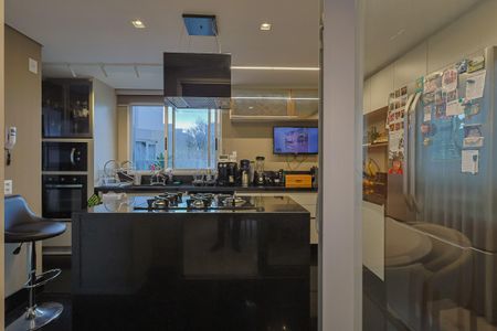 Apartamento à venda com 375m², 5 quartos e 4 vagasCozinha